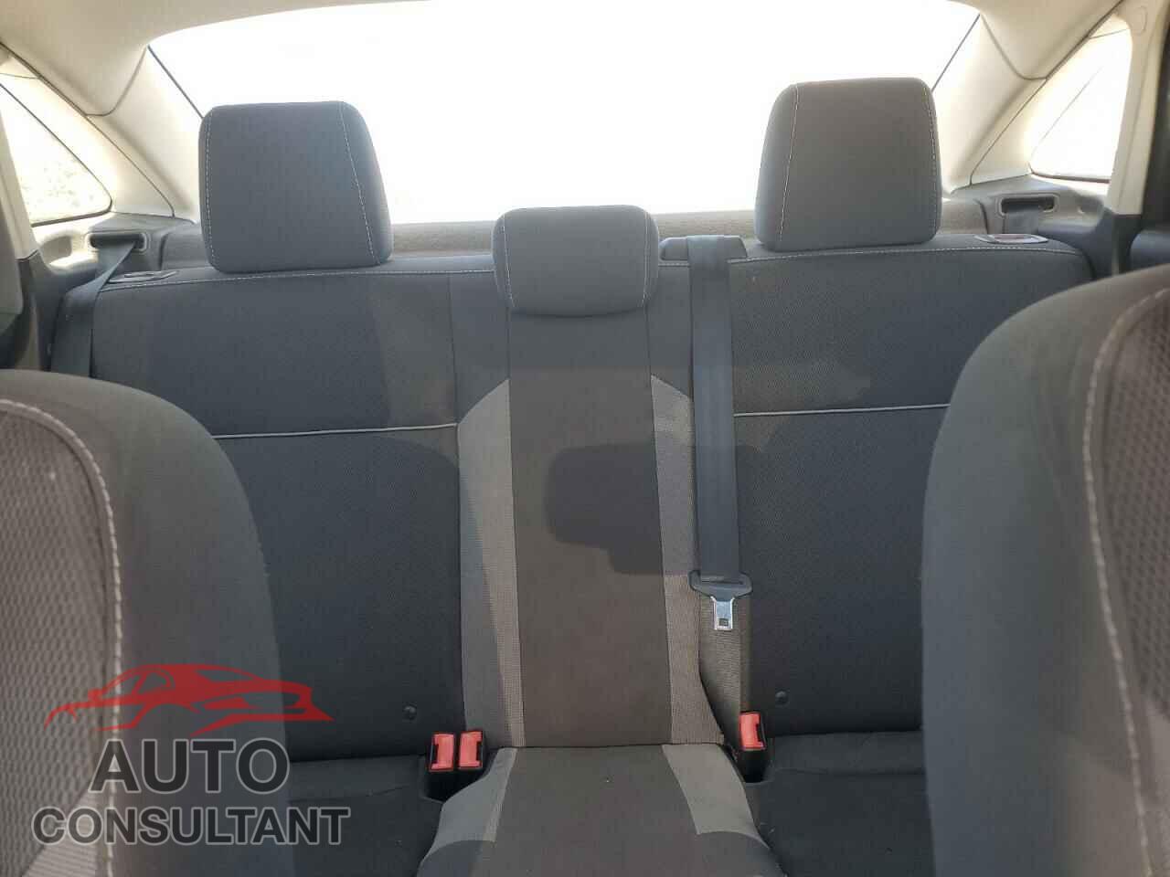 FORD FOCUS 2014 - 1FADP3F2XEL149549