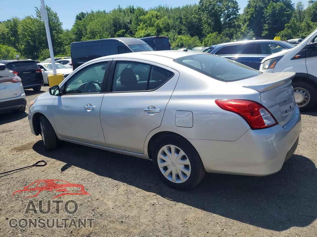 NISSAN VERSA 2019 - 3N1CN7AP3KL879649