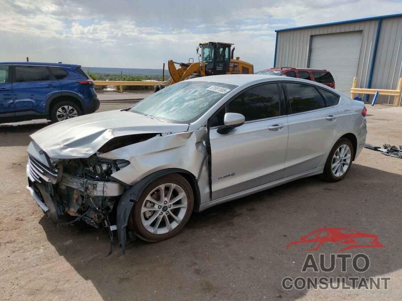 FORD FUSION 2019 - 3FA6P0LU5KR104769