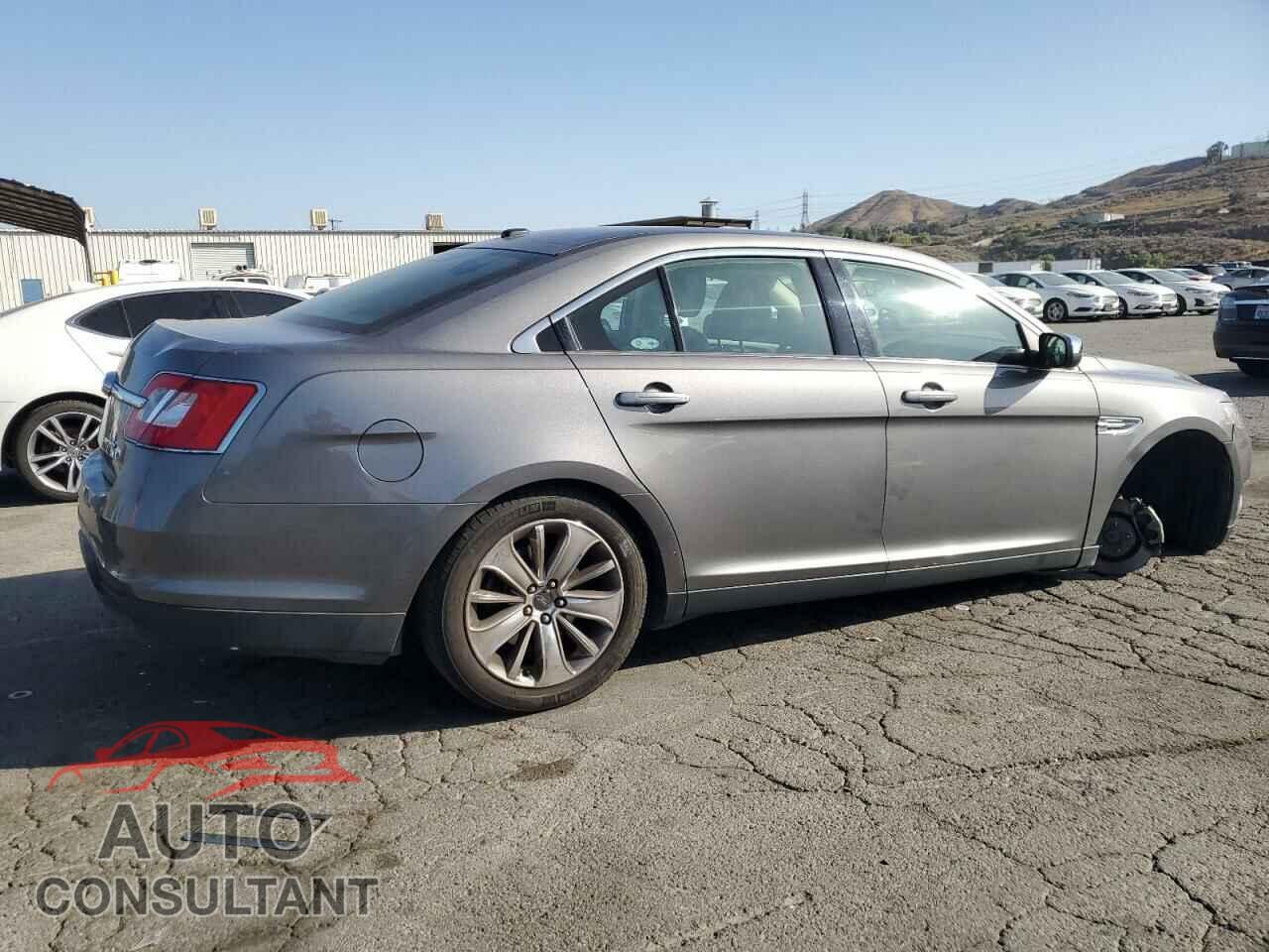FORD TAURUS 2012 - 1FAHP2FW9CG135372