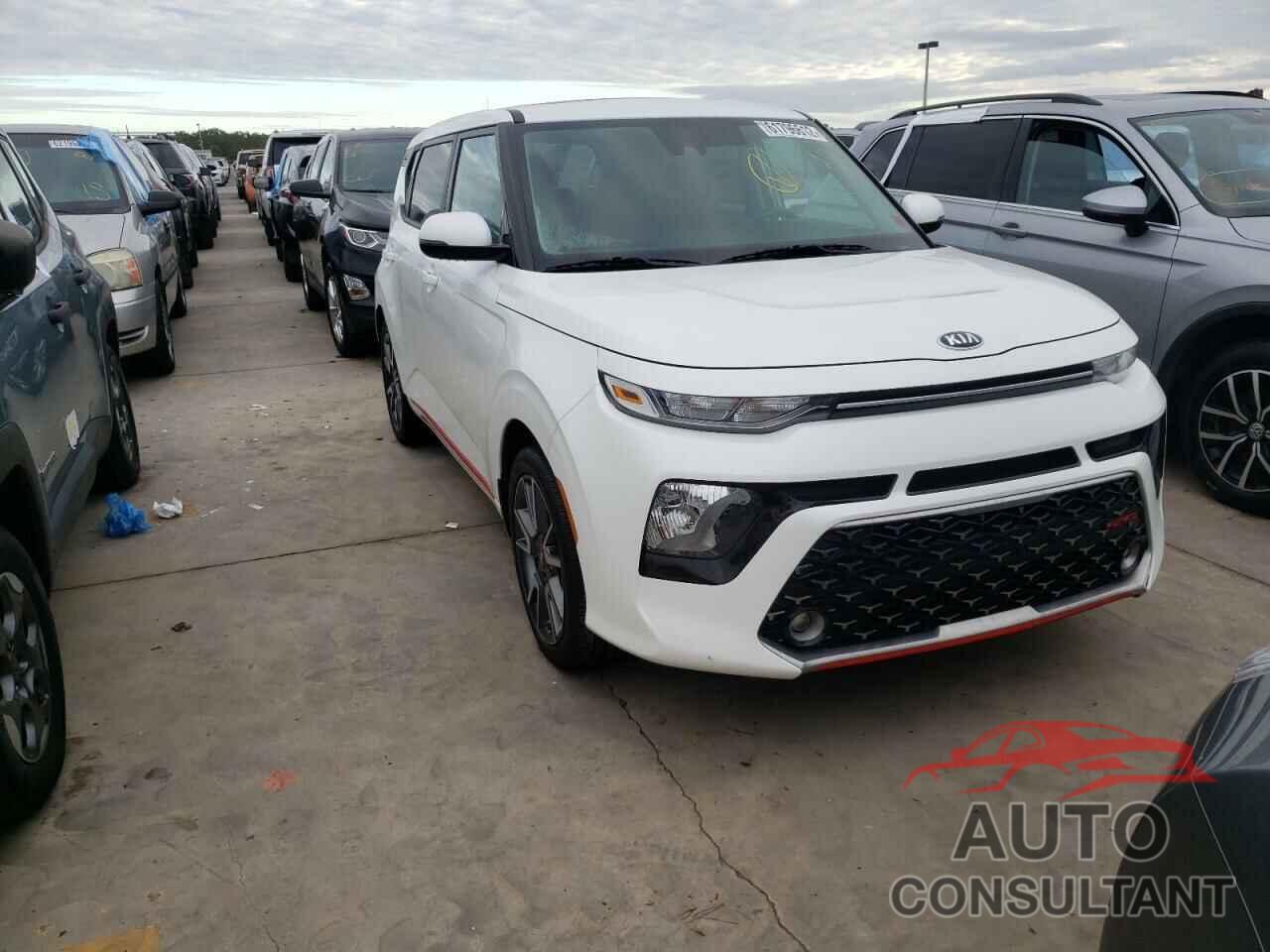 KIA SOUL 2021 - KNDJ63AU3M7758918
