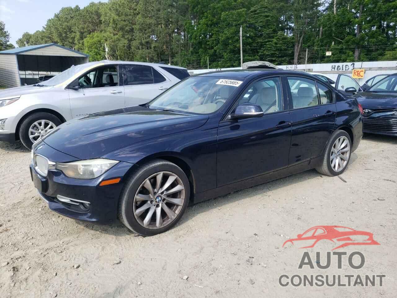 BMW 3 SERIES 2012 - WBA3A5C53CF257019