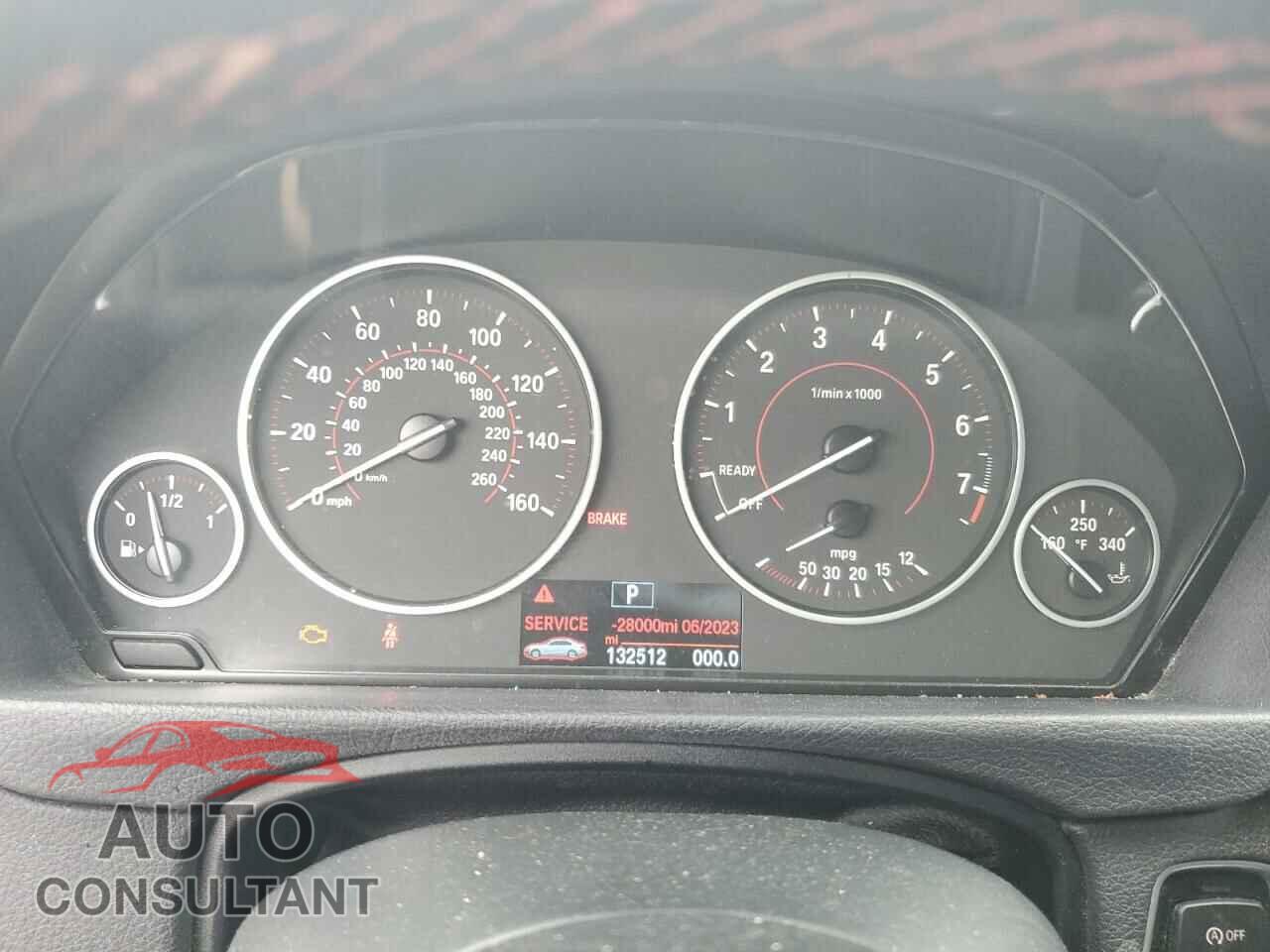 BMW 3 SERIES 2016 - WBA8E9G55GNU30210