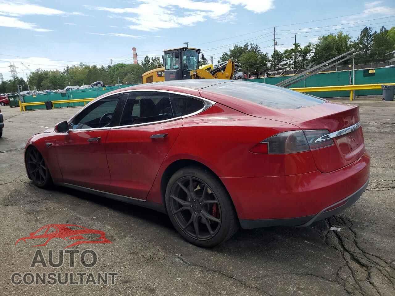 TESLA MODEL S 2015 - 5YJSA1E25FF114902