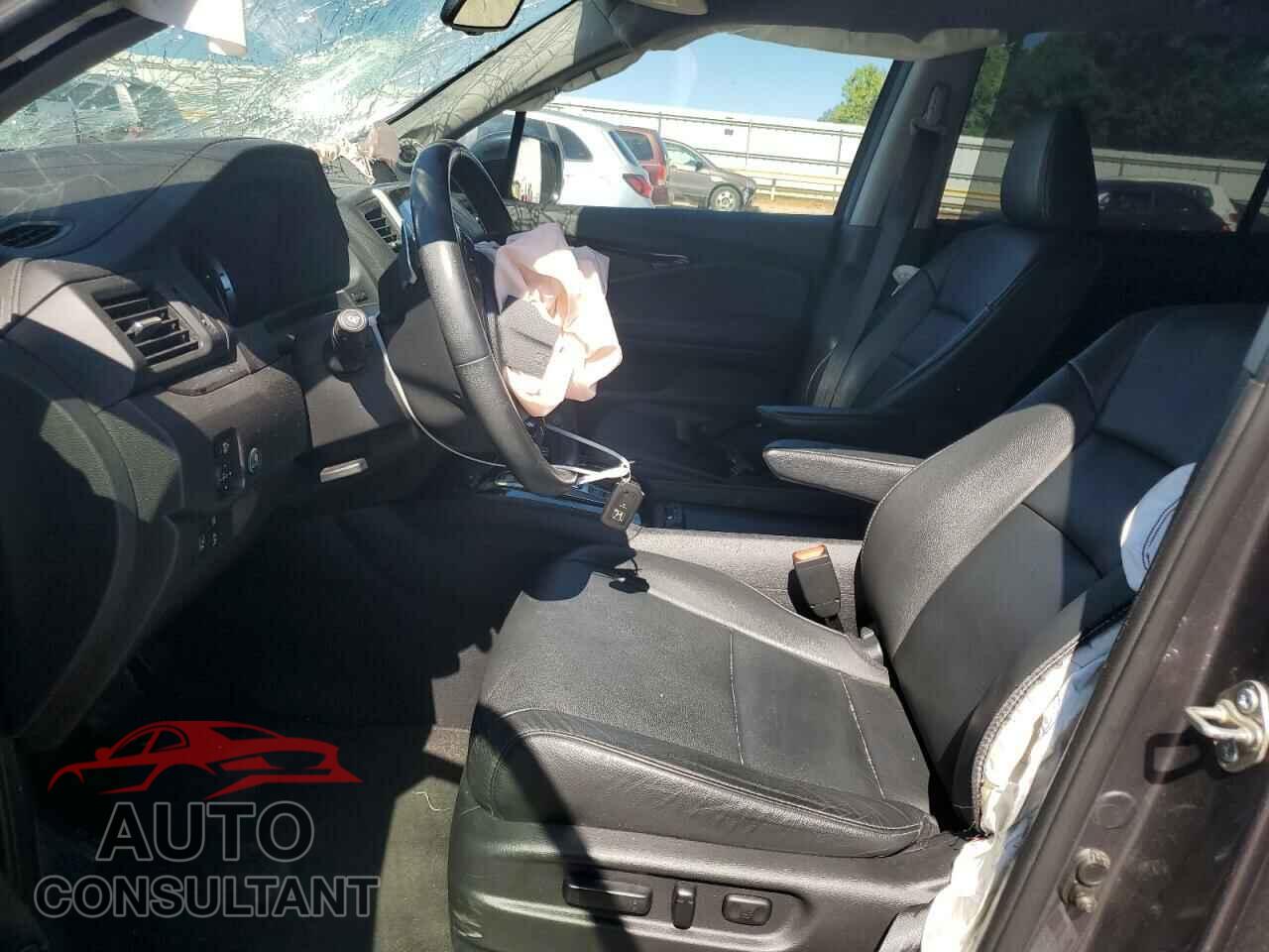 HONDA PILOT 2017 - 5FNYF5H97HB008286