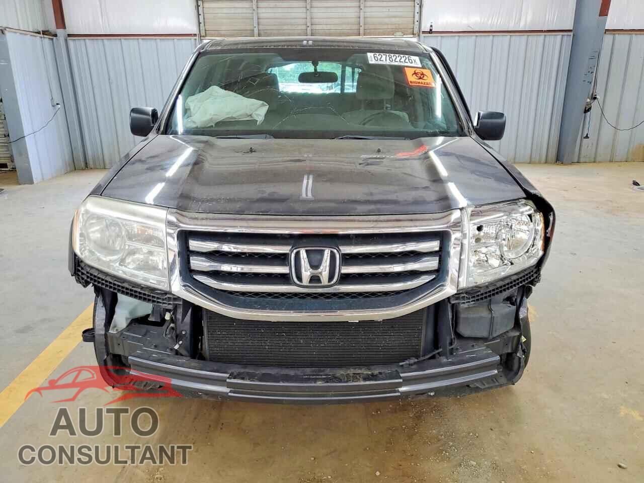 HONDA PILOT 2015 - 5FNYF3H29FB021660
