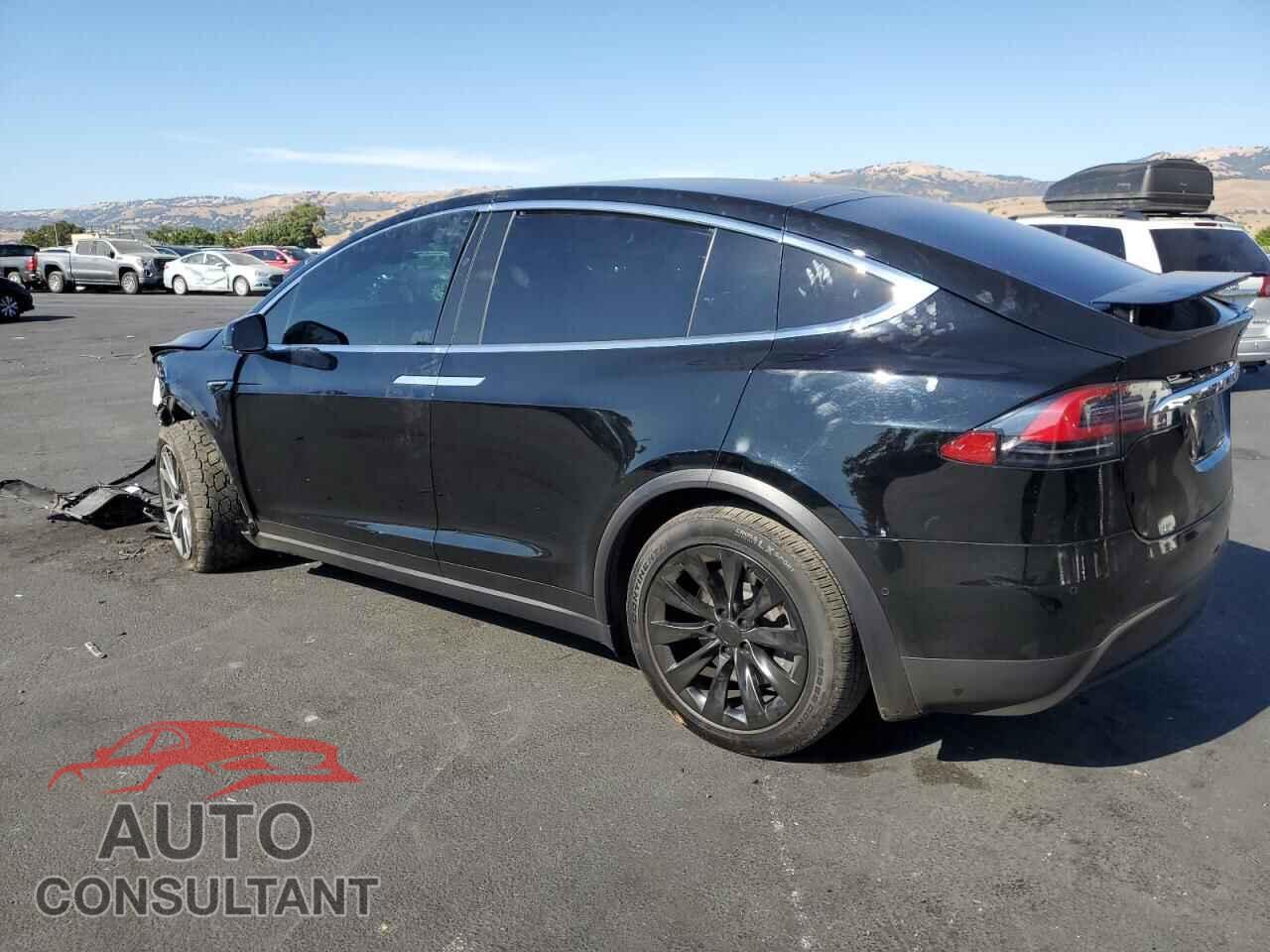 TESLA MODEL X 2020 - 5YJXCBE21LF305119