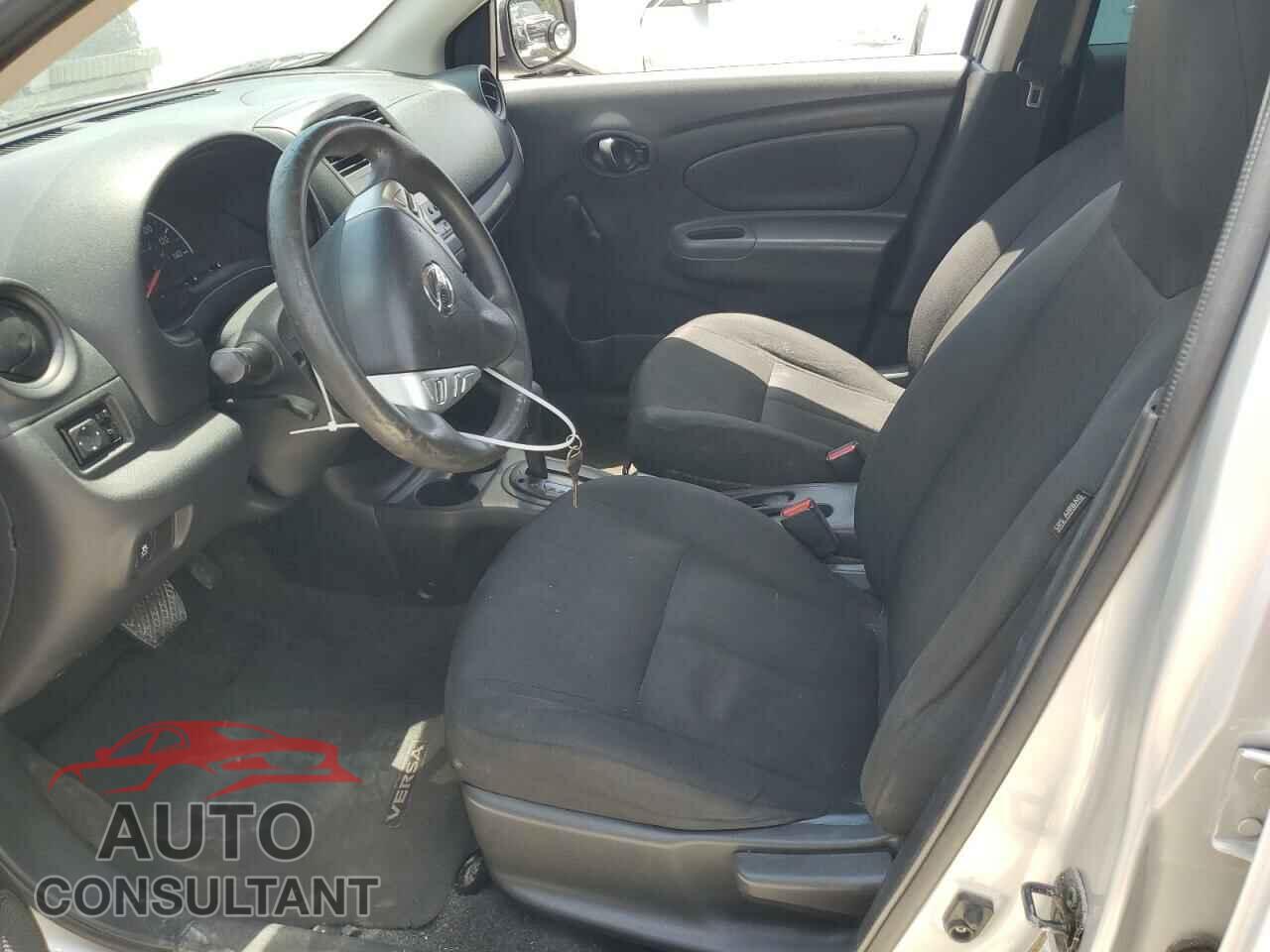 NISSAN VERSA 2016 - 3N1CN7AP1GL883349