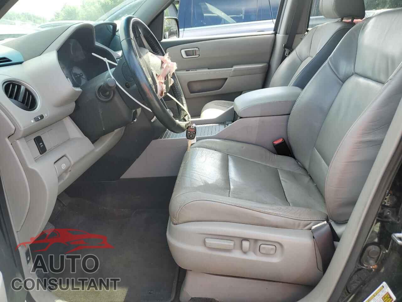 HONDA PILOT 2011 - 5FNYF4H72BB052065