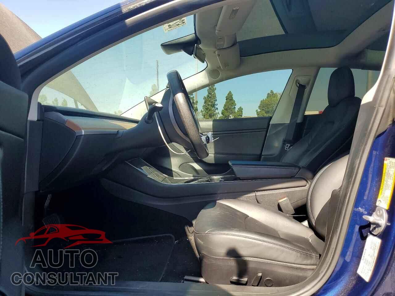 TESLA MODEL 3 2019 - 5YJ3E1EA9KF338331
