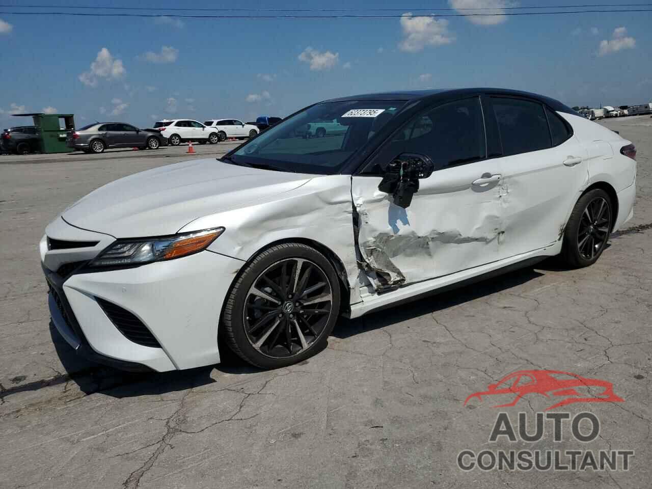 TOYOTA CAMRY 2019 - 4T1B61HK1KU211170