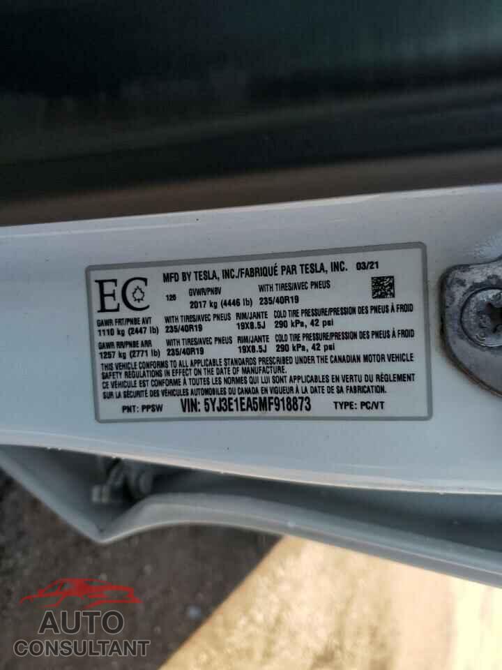 TESLA MODEL 3 2021 - 5YJ3E1EA5MF918873