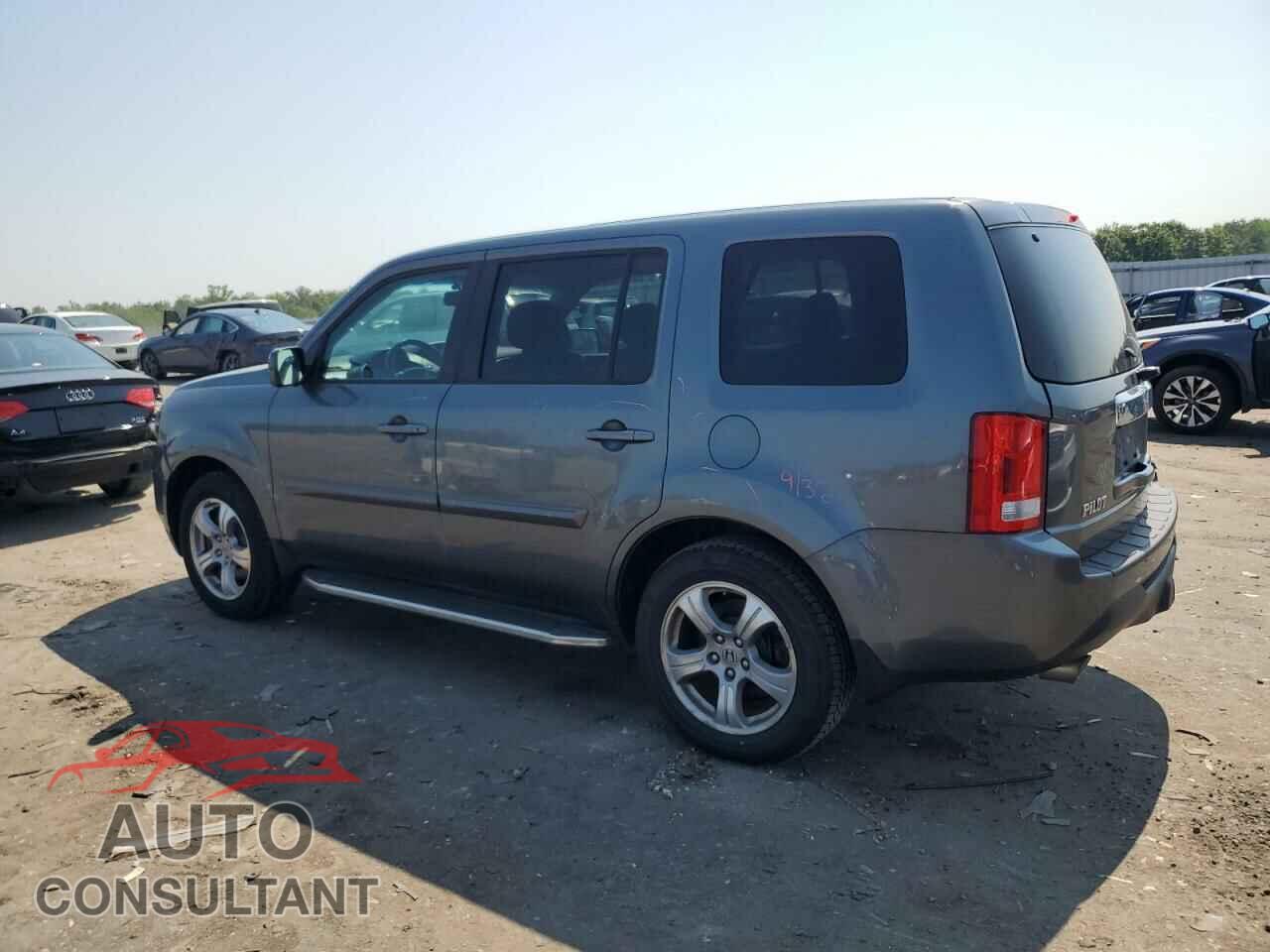 HONDA PILOT 2013 - 5FNYF4H53DB026852