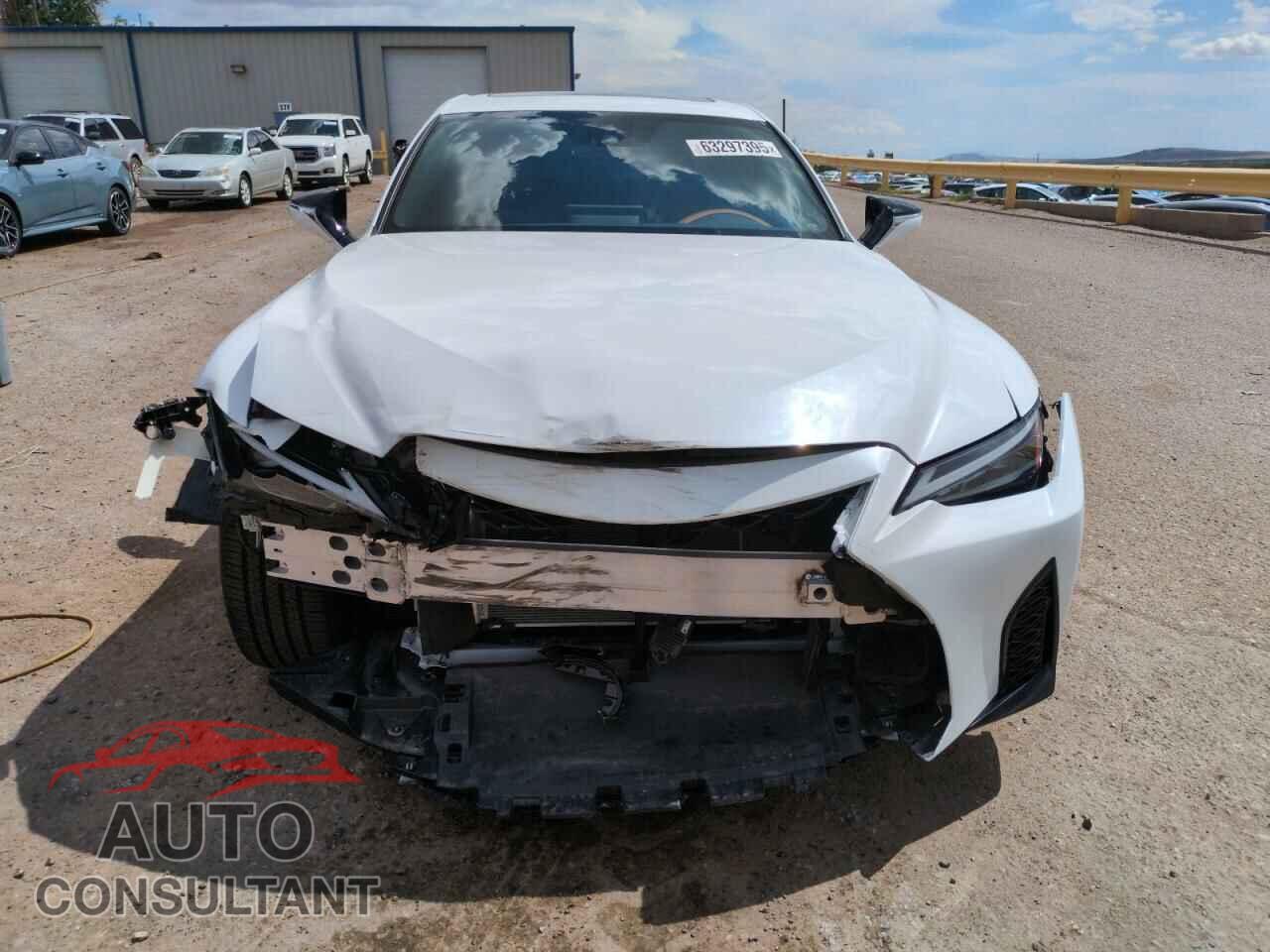 LEXUS IS 2025 - JTHB81F25S5054754