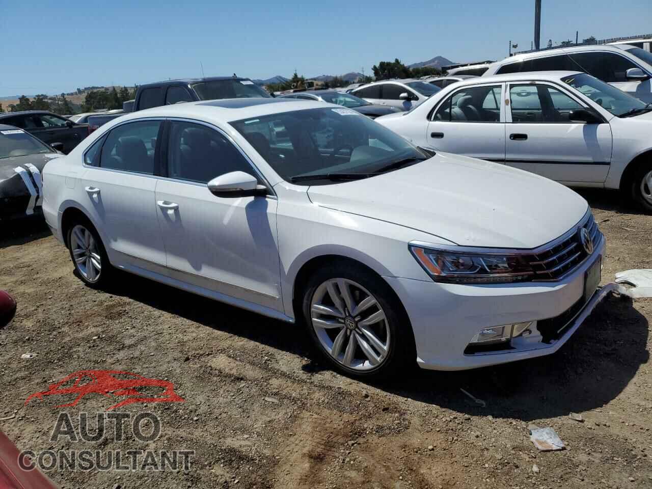 VOLKSWAGEN PASSAT 2017 - 1VWGT7A33HC077167