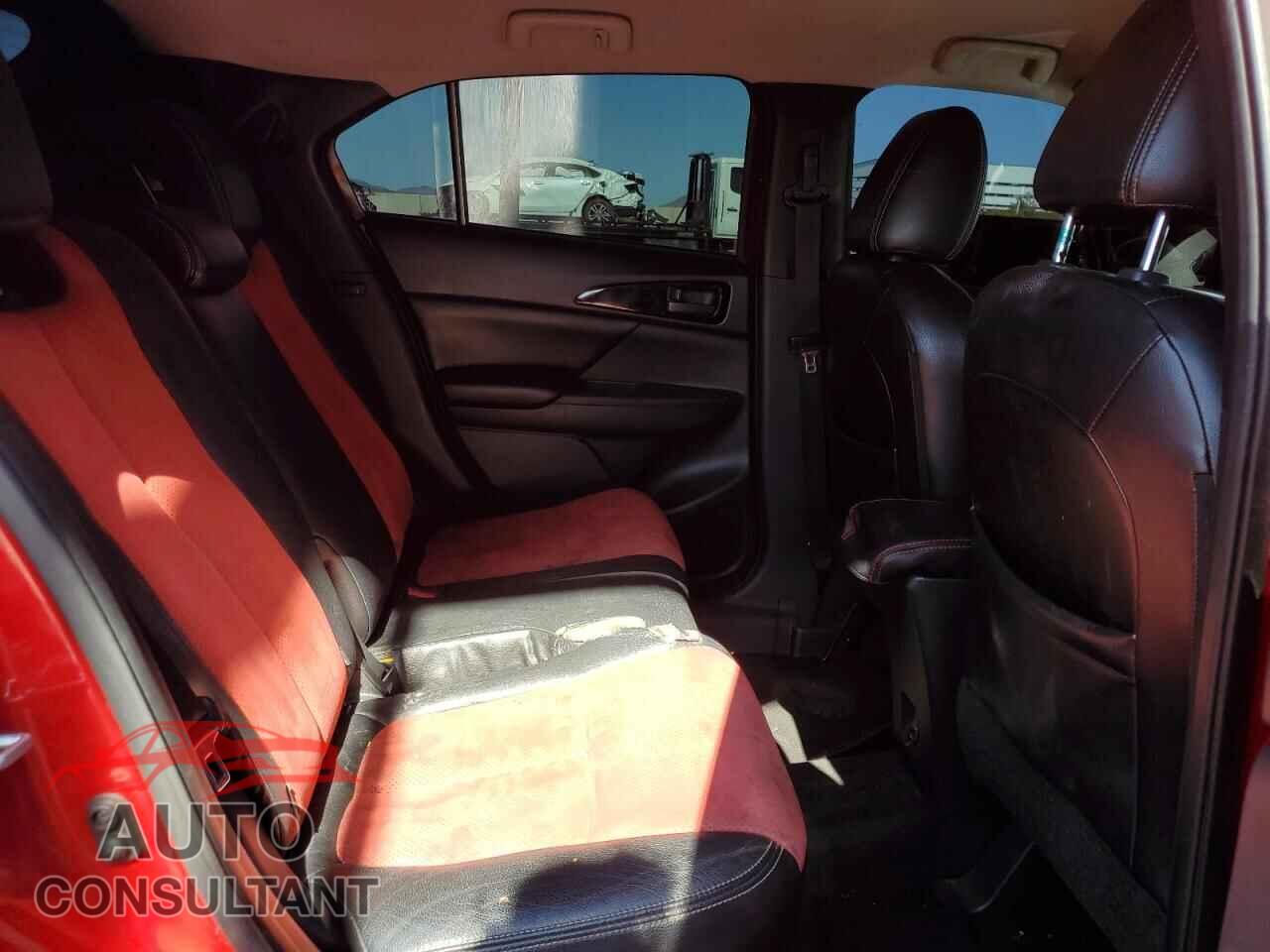 MITSUBISHI ECLIPSE 2018 - JA4AT4AA5JZ060261