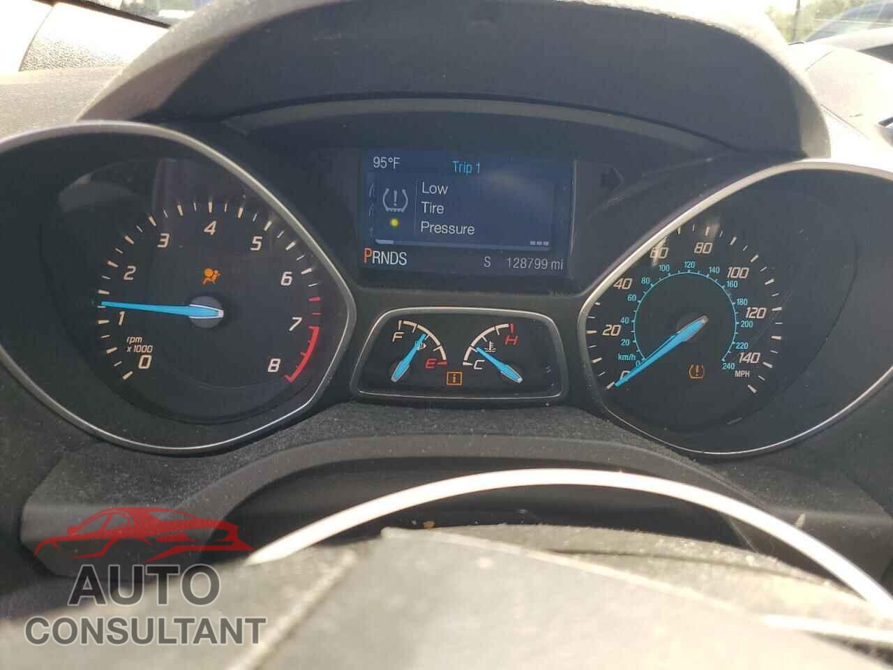 FORD ESCAPE 2015 - 1FMCU9G90FUC30838