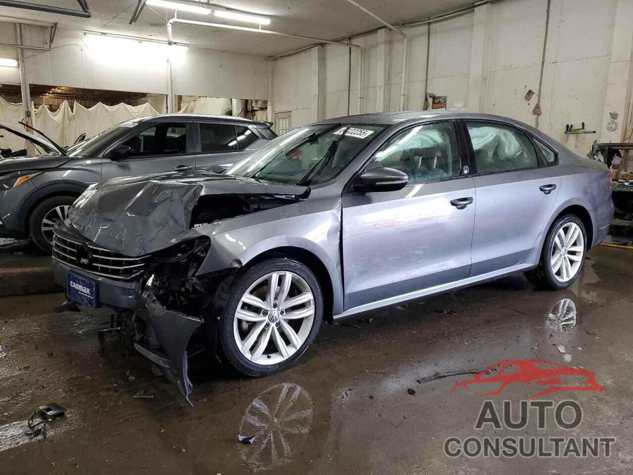 VOLKSWAGEN PASSAT 2019 - 1VWLA7A34KC007463