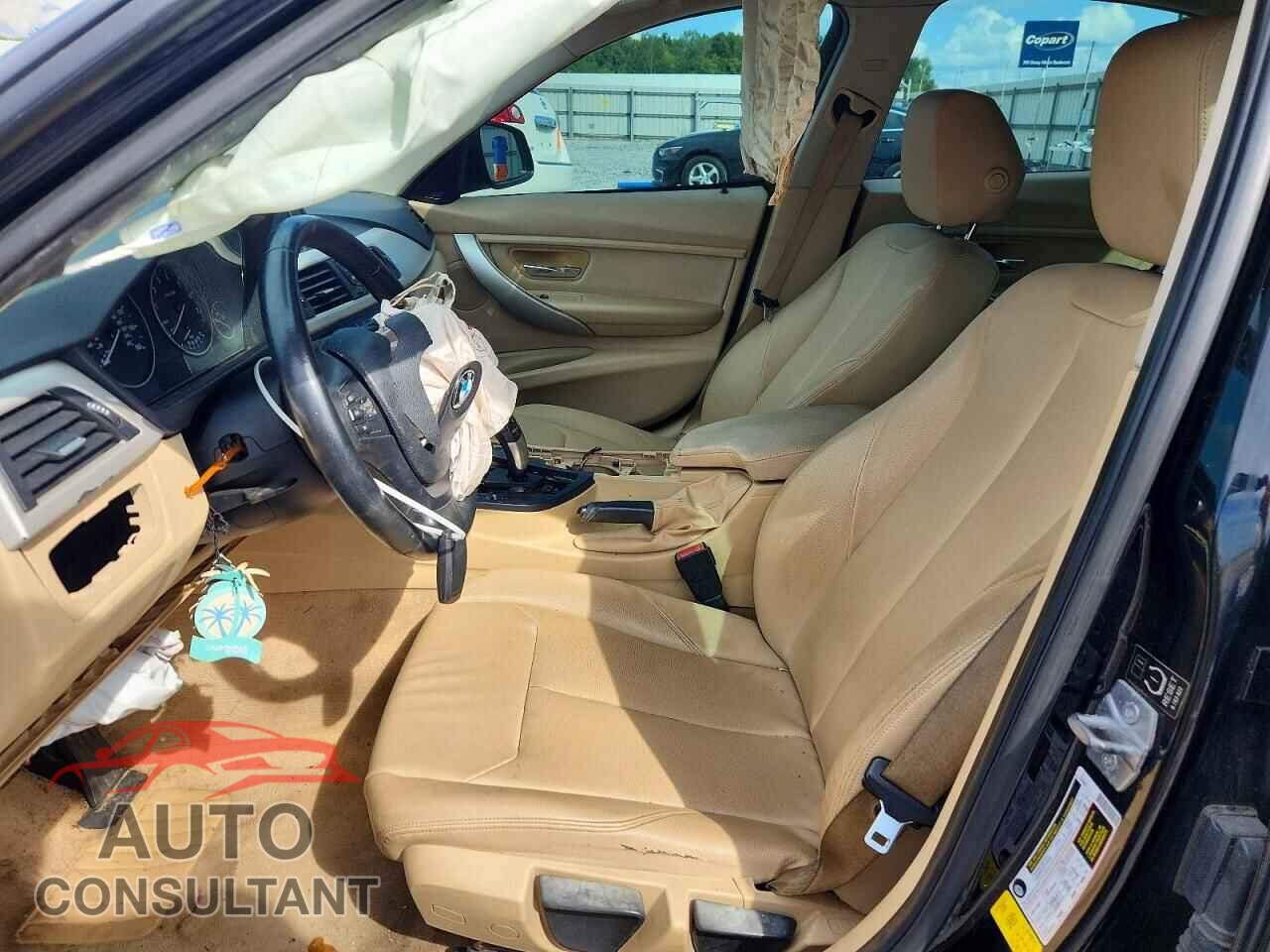 BMW 3 SERIES 2015 - WBA3B1G59FNT03365