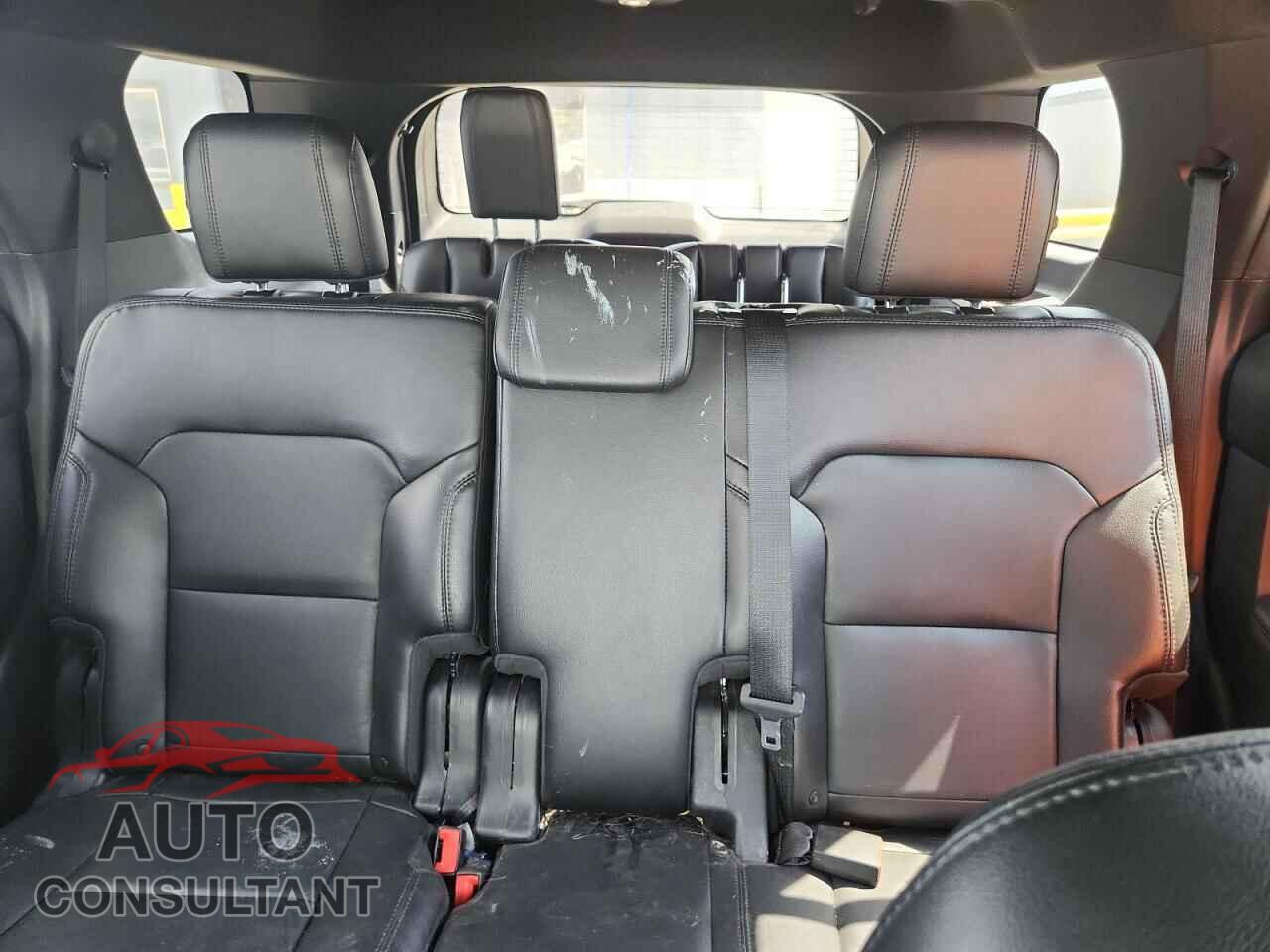 FORD EXPLORER 2017 - 1FM5K8D85HGD05877