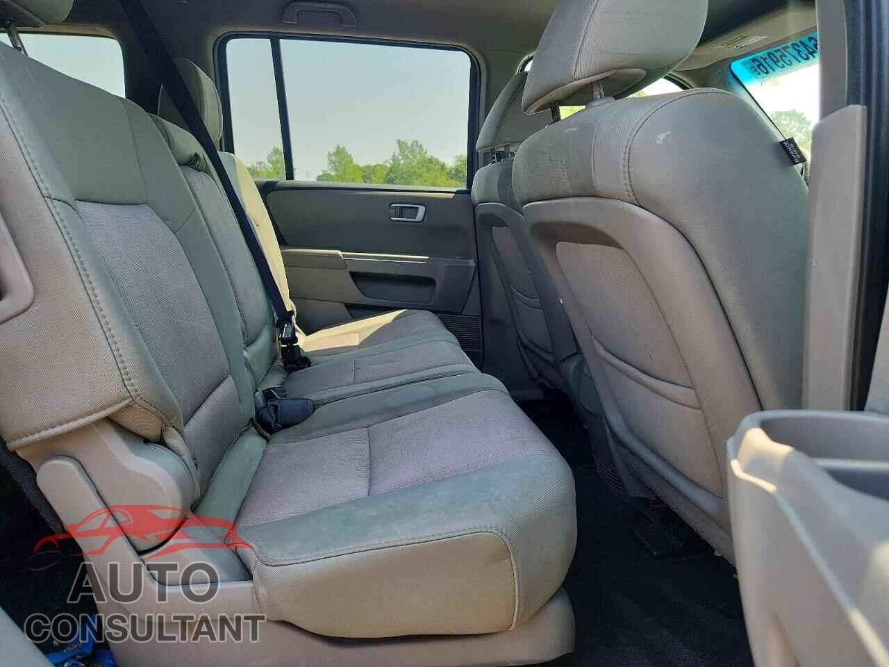 HONDA PILOT 2012 - 5FNYF4H43CB050719