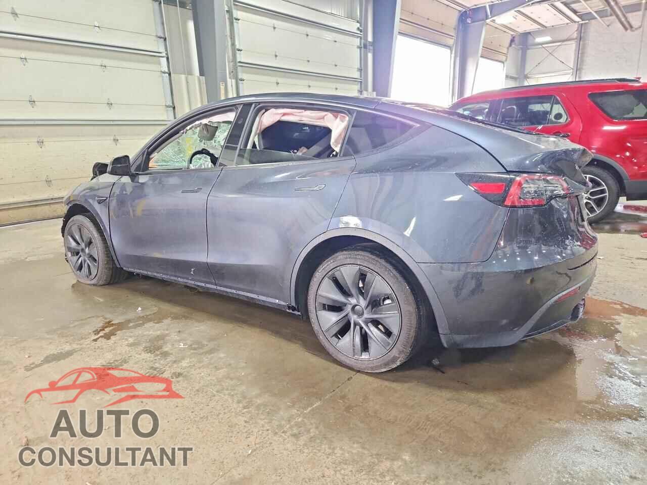 TESLA MODEL Y 2024 - 7SAYGDEE6RF155776