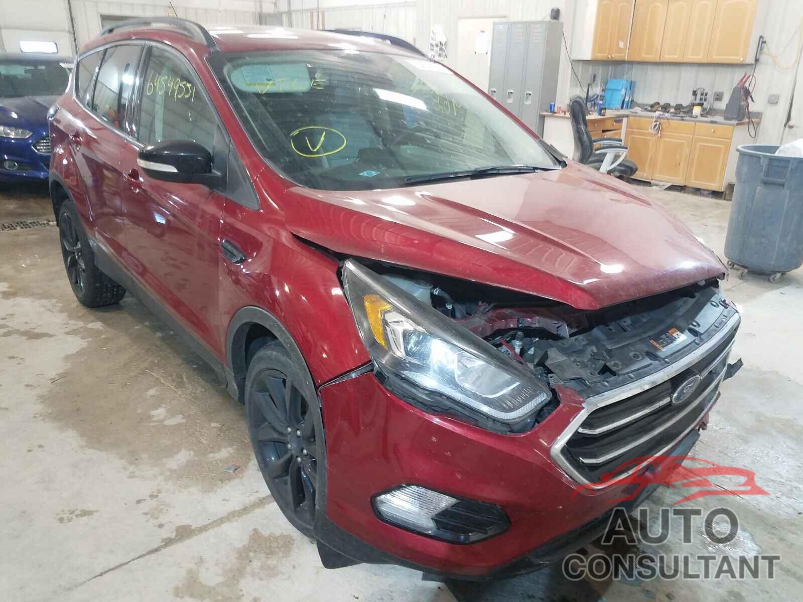 FORD ESCAPE 2017 - 1FMCU9JD0HUC79067