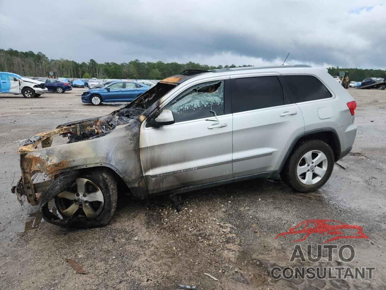 JEEP GRAND CHER 2011 - 1J4RR4GG1BC590731