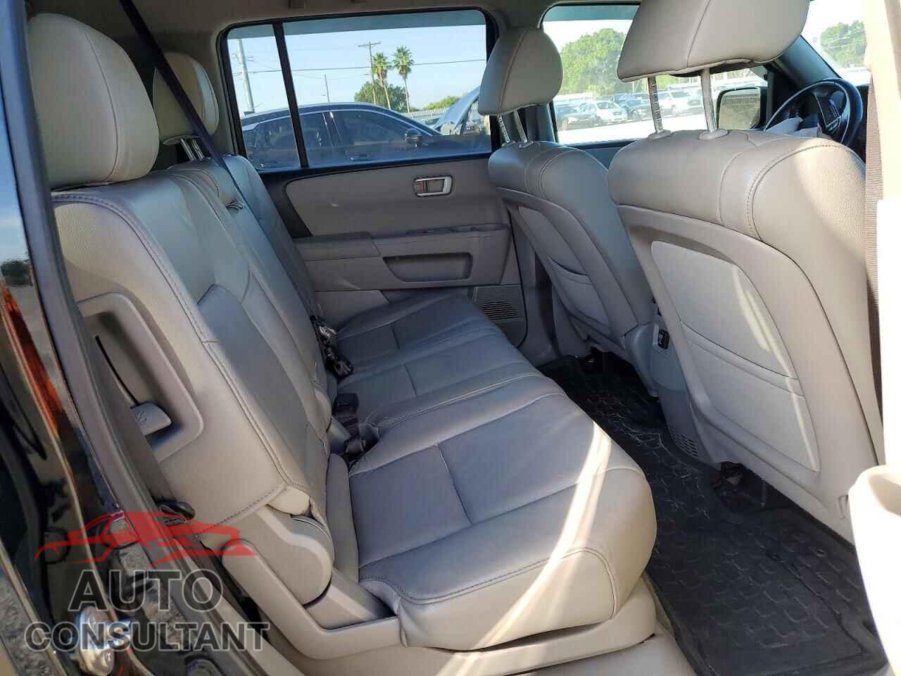 HONDA PILOT 2015 - 5FNYF4H78FB078997