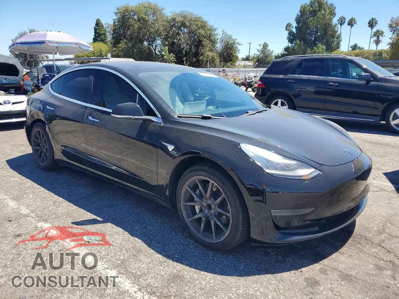 TESLA MODEL 3 2019 - 5YJ3E1EA7KF431283