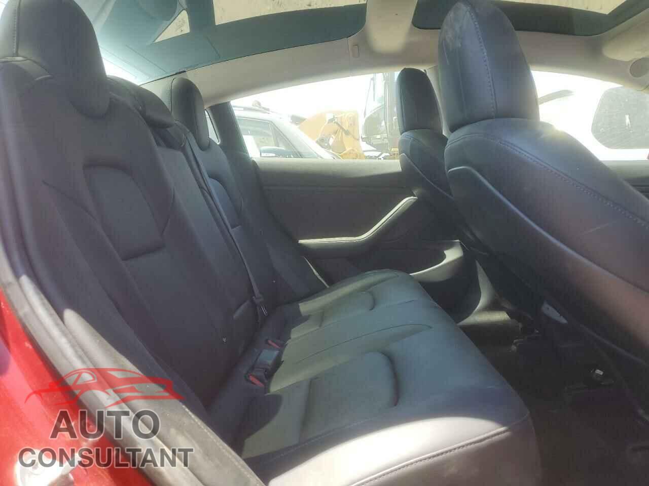 TESLA MODEL 3 2018 - 5YJ3E1EA5JF022455
