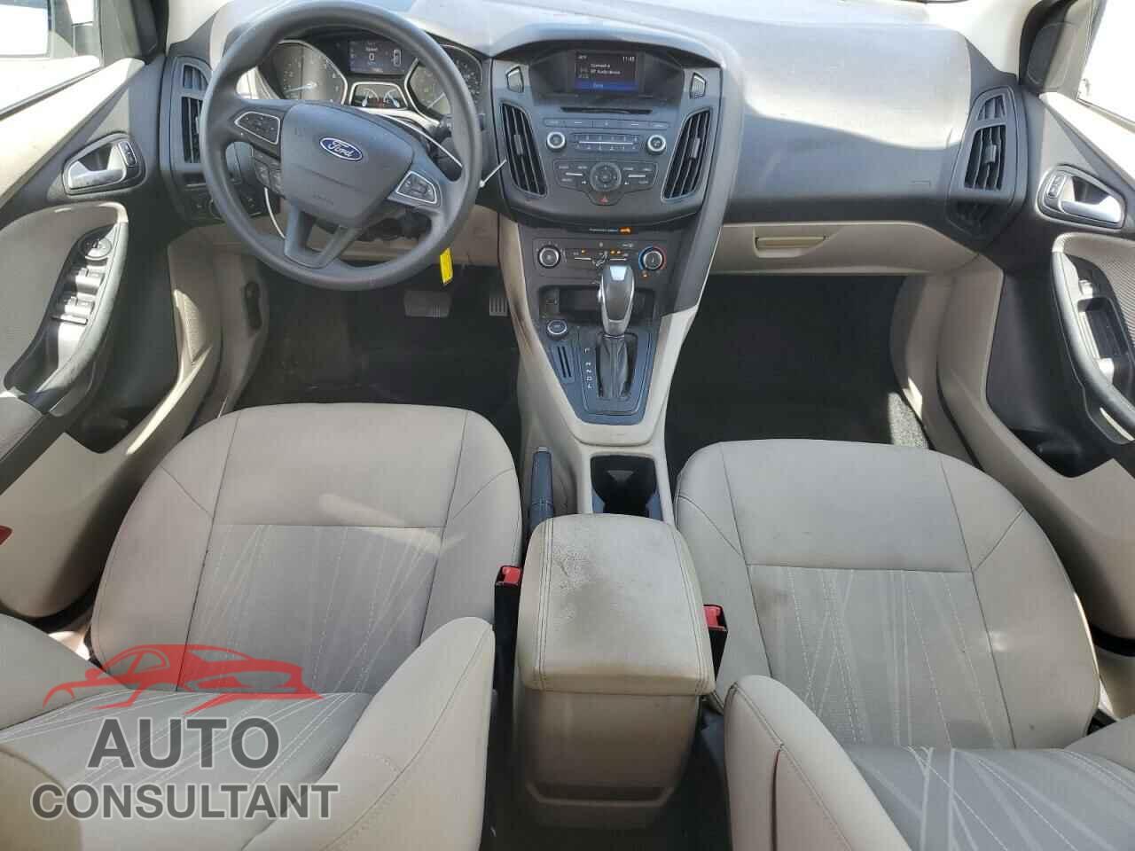 FORD FOCUS 2016 - 1FADP3F22GL304677