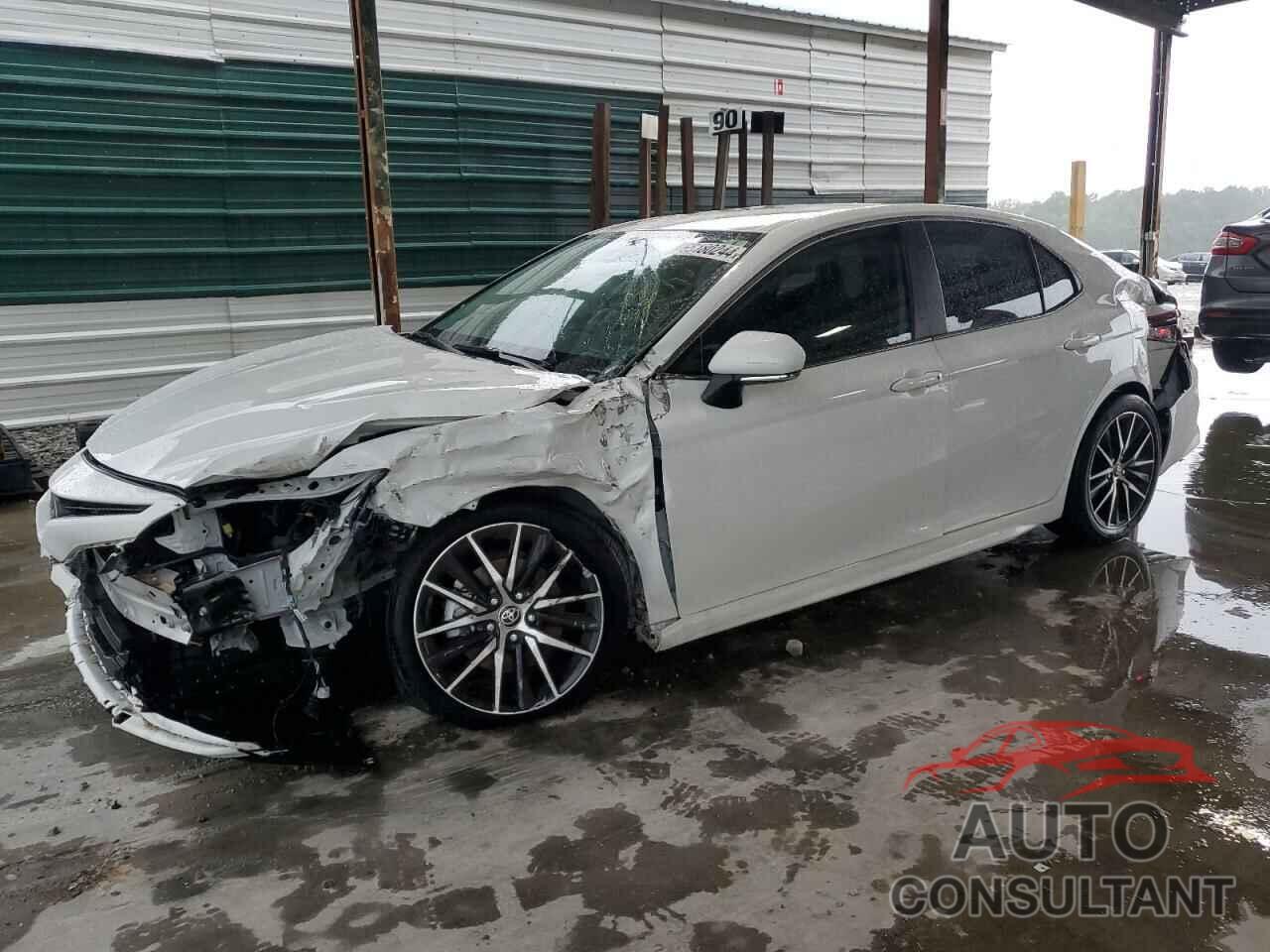 TOYOTA CAMRY 2022 - 4T1G11AK3NU632598