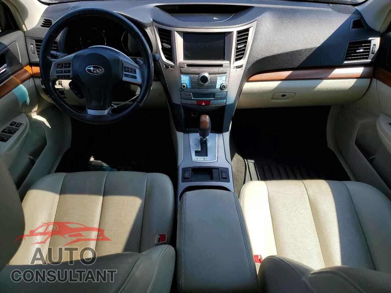 SUBARU OUTBACK 2013 - 4S4BRDLC2D2310541