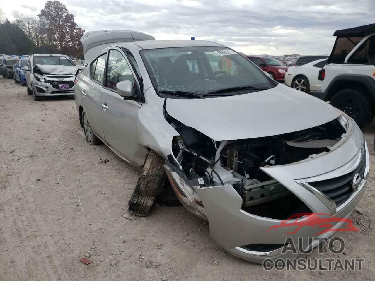 NISSAN VERSA 2019 - 3N1CN7APXKL814166