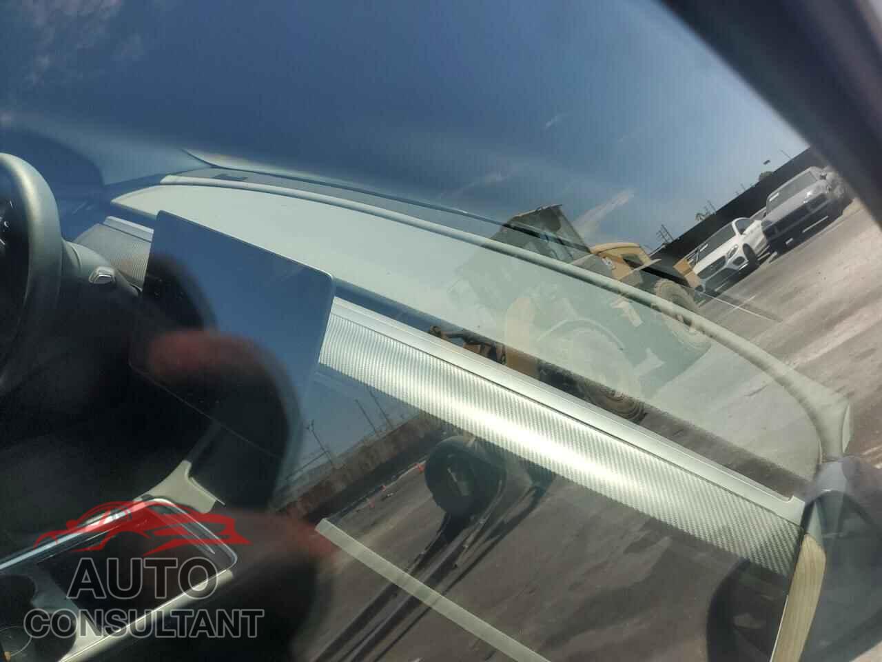 TESLA MODEL 3 2023 - 5YJ3E1EA8PF623822
