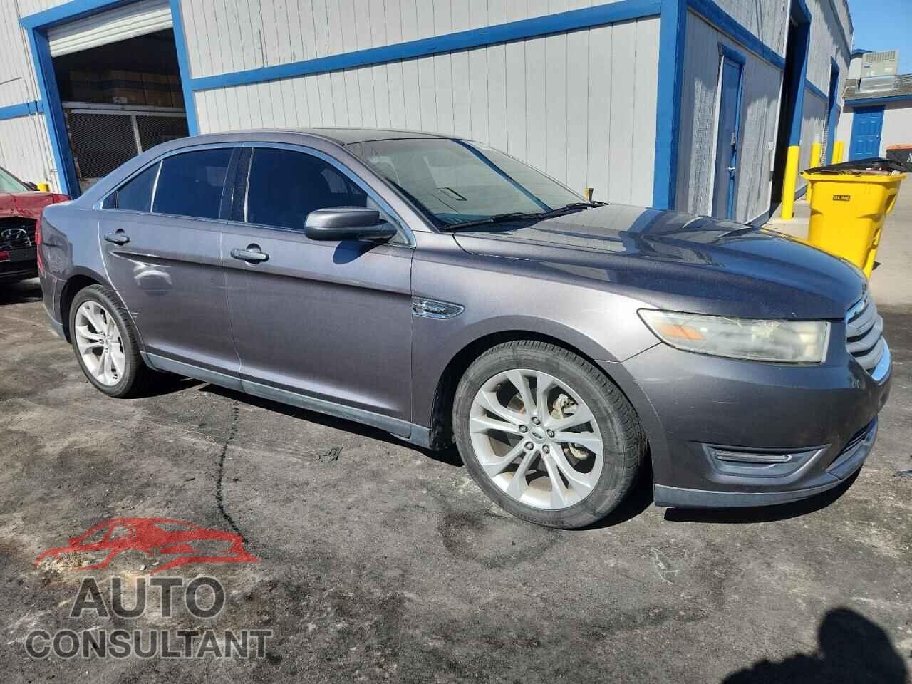 FORD TAURUS 2013 - 1FAHP2E82DG184286