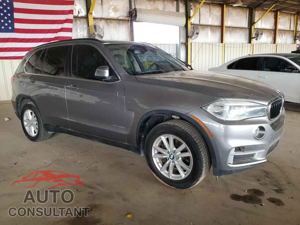 BMW X5 2014 - 5UXKR2C57E0C00965