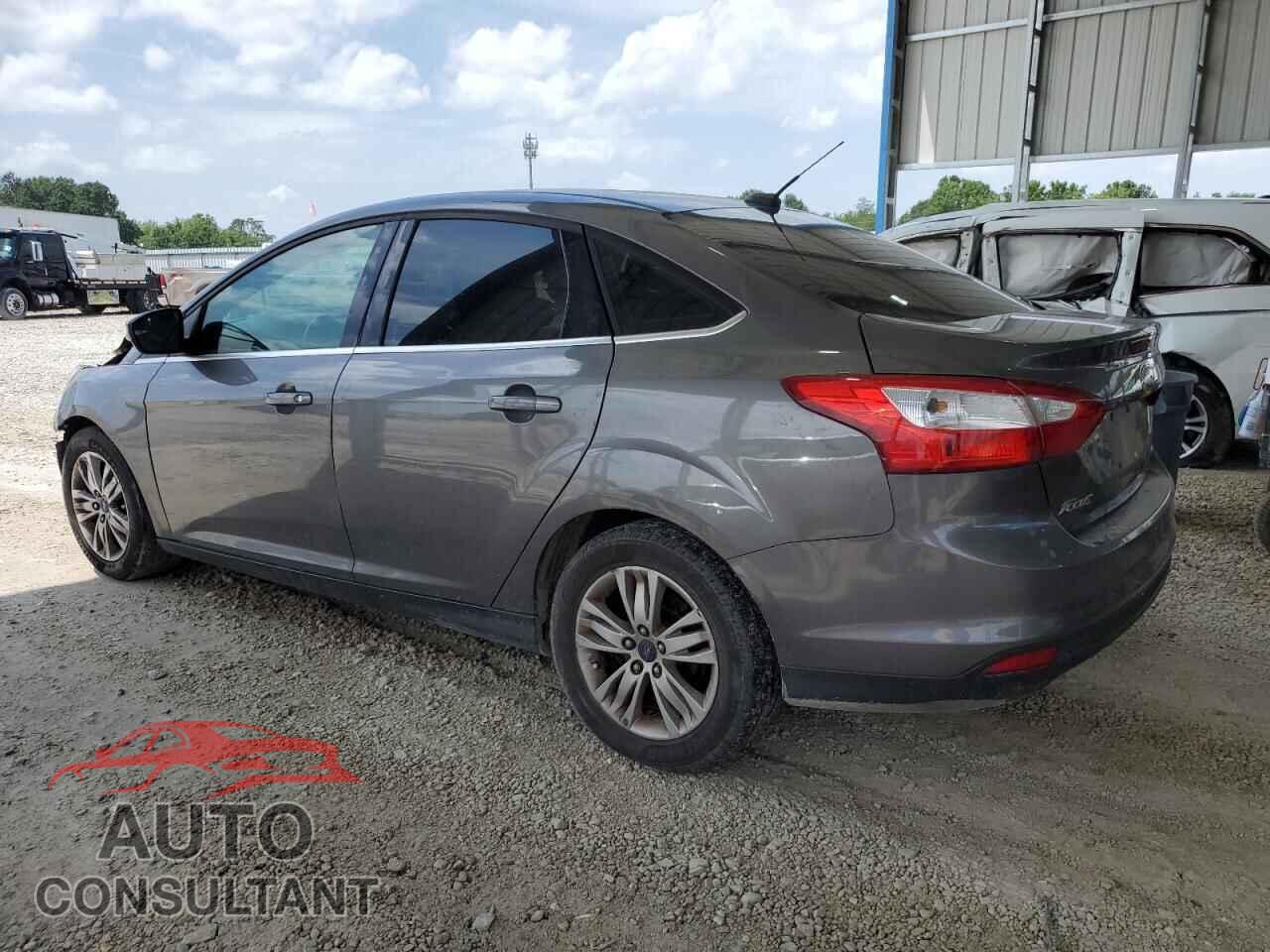 FORD FOCUS 2012 - 1FAHP3H24CL338564