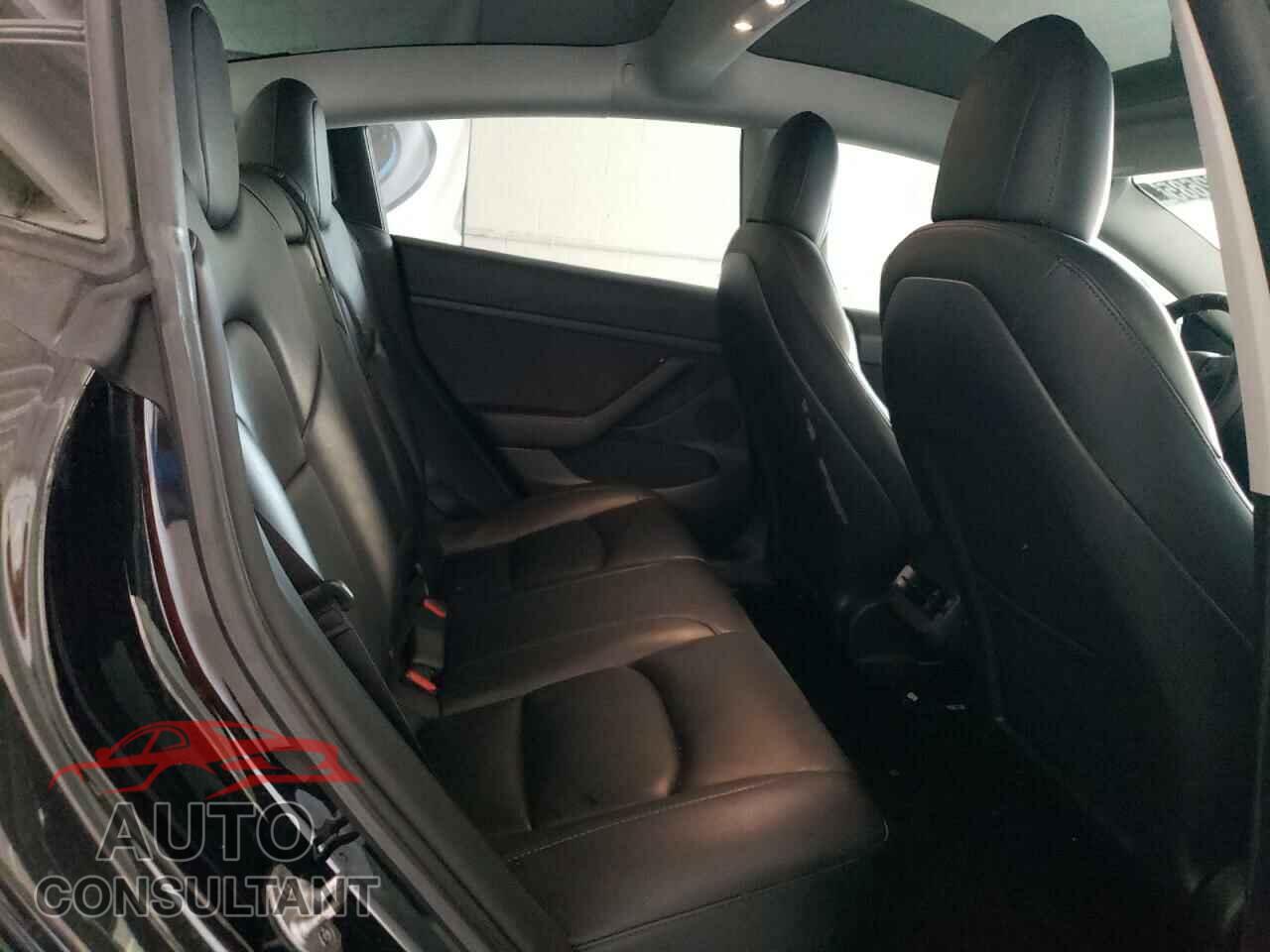 TESLA MODEL 3 2022 - 5YJ3E1EAXNF369060