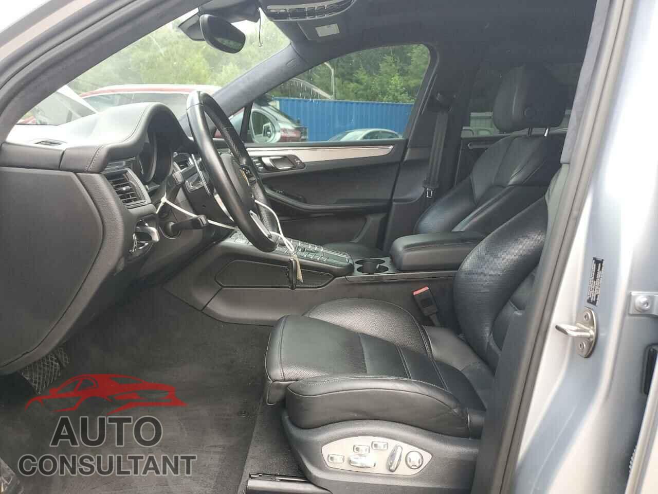 PORSCHE MACAN 2016 - WP1AF2A58GLB95202
