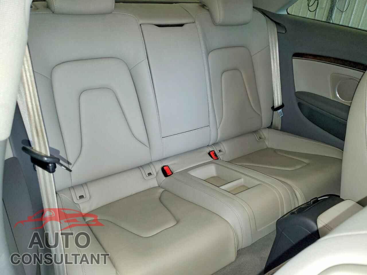 AUDI A5 2012 - WAU3FAFR0CA004536