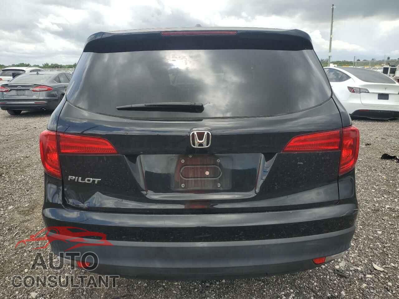 HONDA PILOT 2017 - 5FNYF5H53HB026300