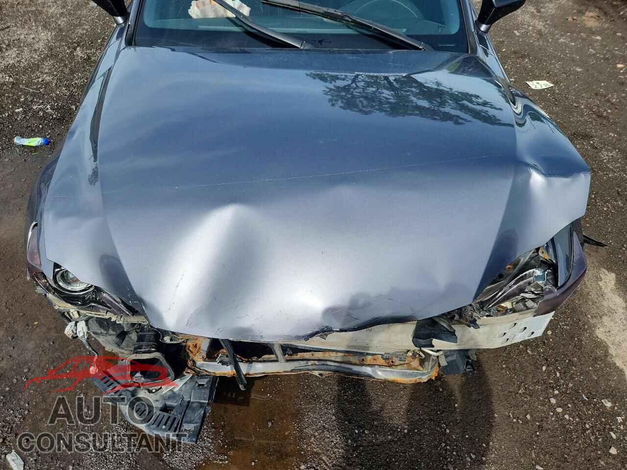 LEXUS IS 2014 - JTHCE1D20E5003487