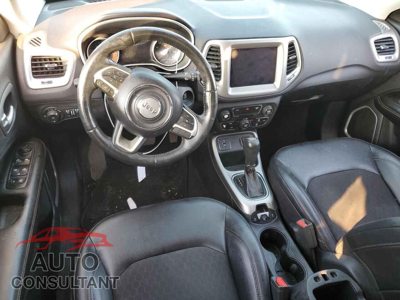 JEEP COMPASS 2017 - 3C4NJCBB5HT658723