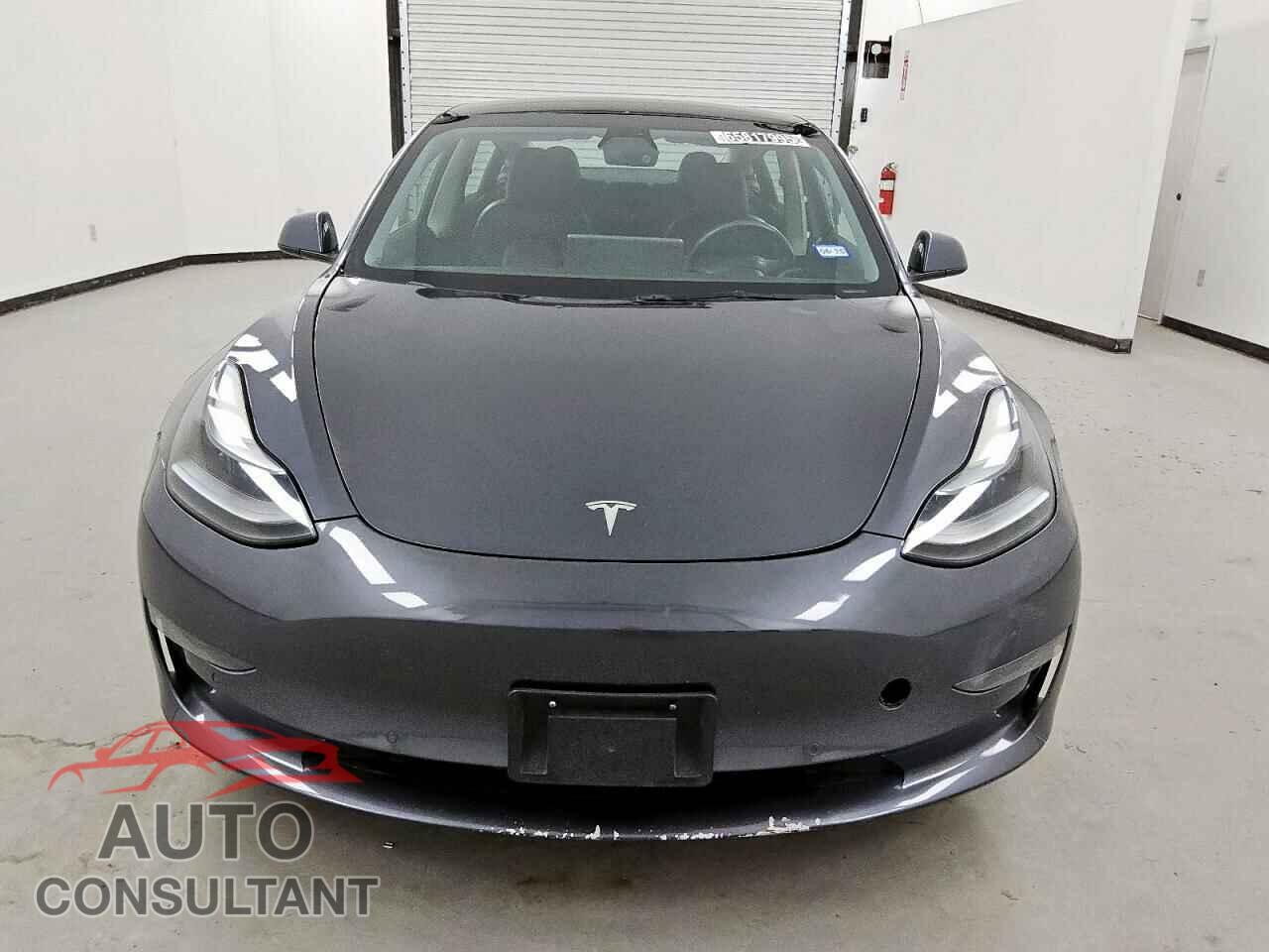 TESLA MODEL 3 2022 - 5YJ3E1EA8NF290681
