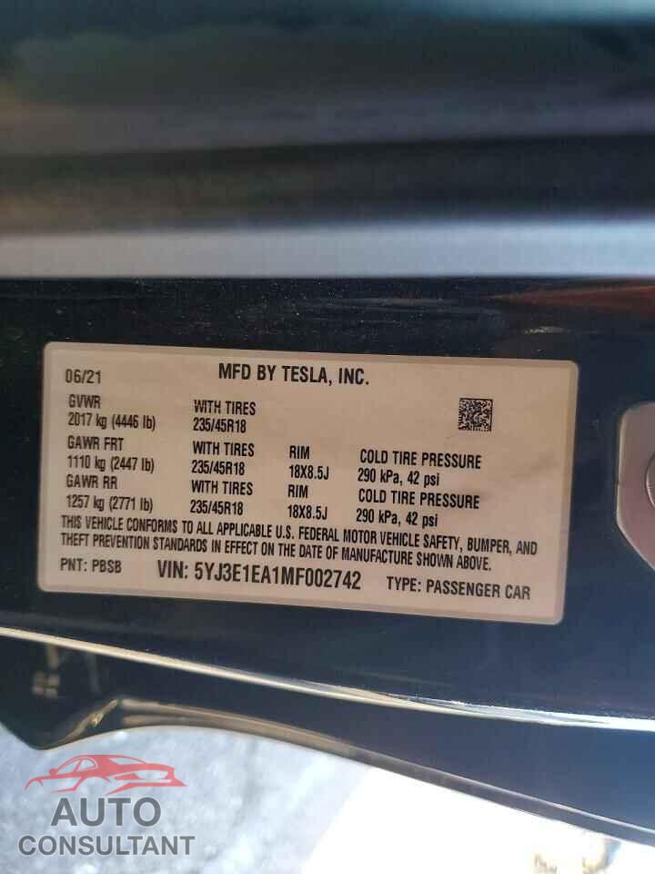 TESLA MODEL 3 2021 - 5YJ3E1EA1MF002742