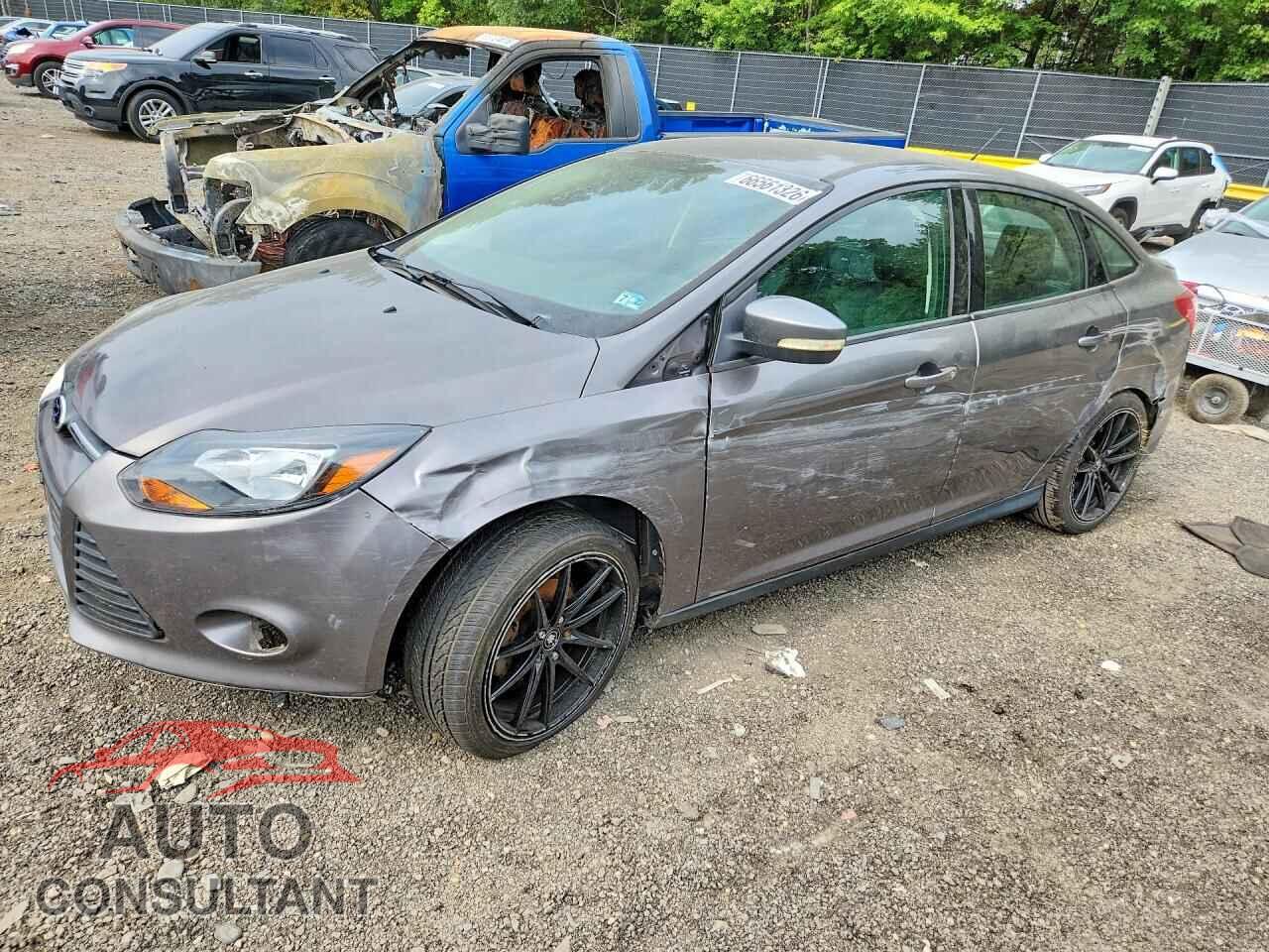 FORD FOCUS 2014 - 1FADP3F26EL292126