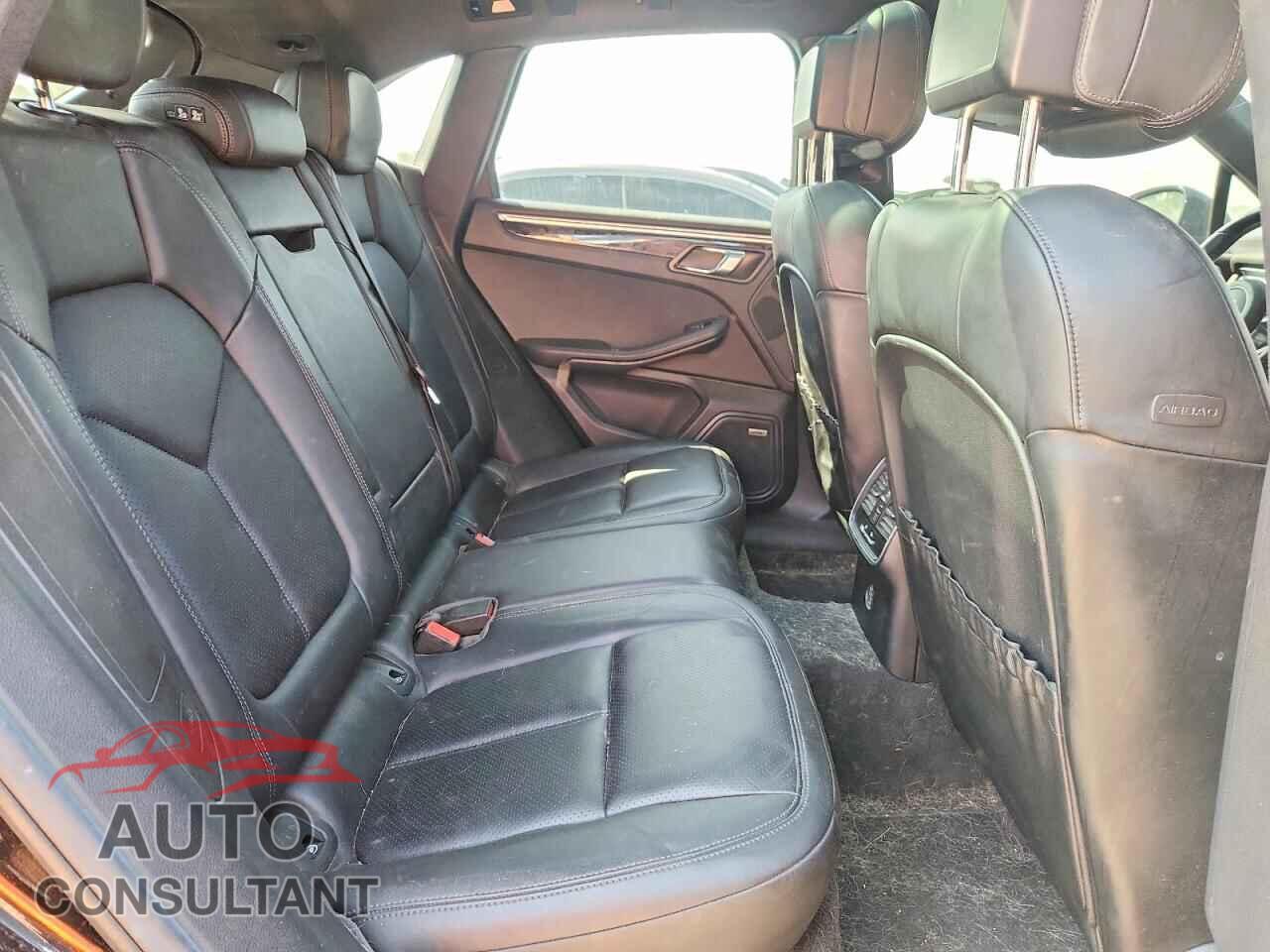 PORSCHE MACAN 2018 - WP1AA2A50JLB17938