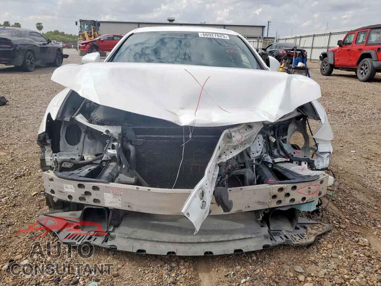 LEXUS RC 2017 - JTHHA5BC2H5005590